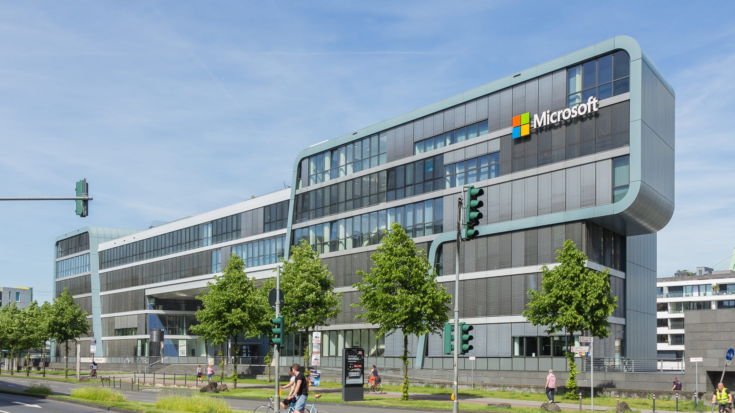 Visit to Microsoft IDC Lab – Surface 2.0